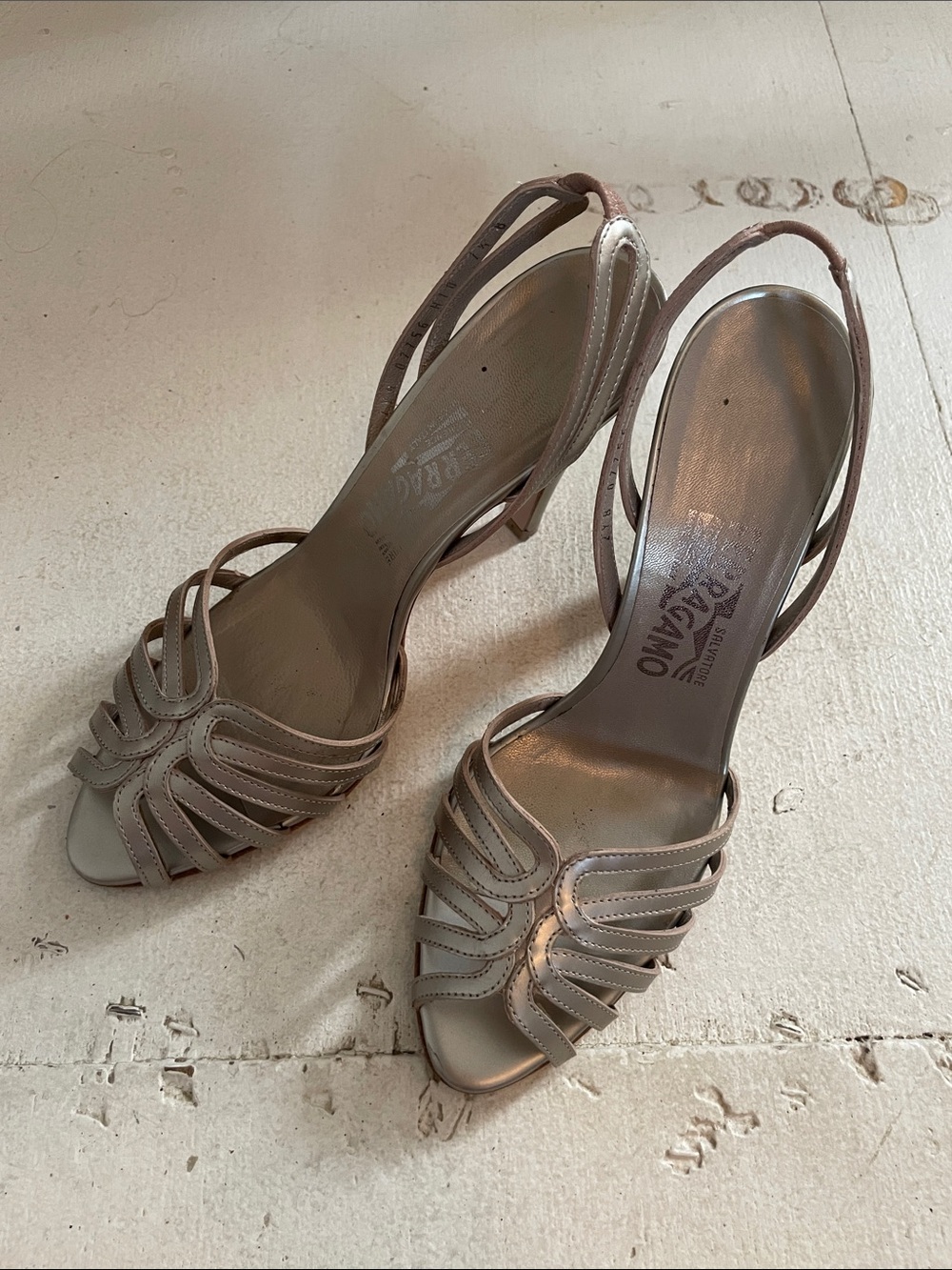 Salvatore Ferragamo Taupe Strappy Open-Toe Slingback Heels size 7.5